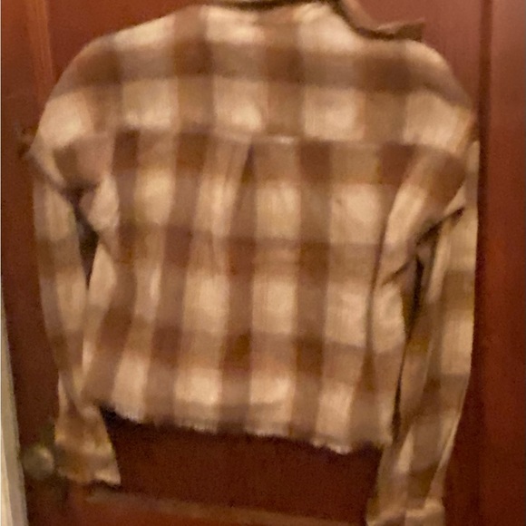 COPY - No Comment Flannel Crop - Picture 2 of 10